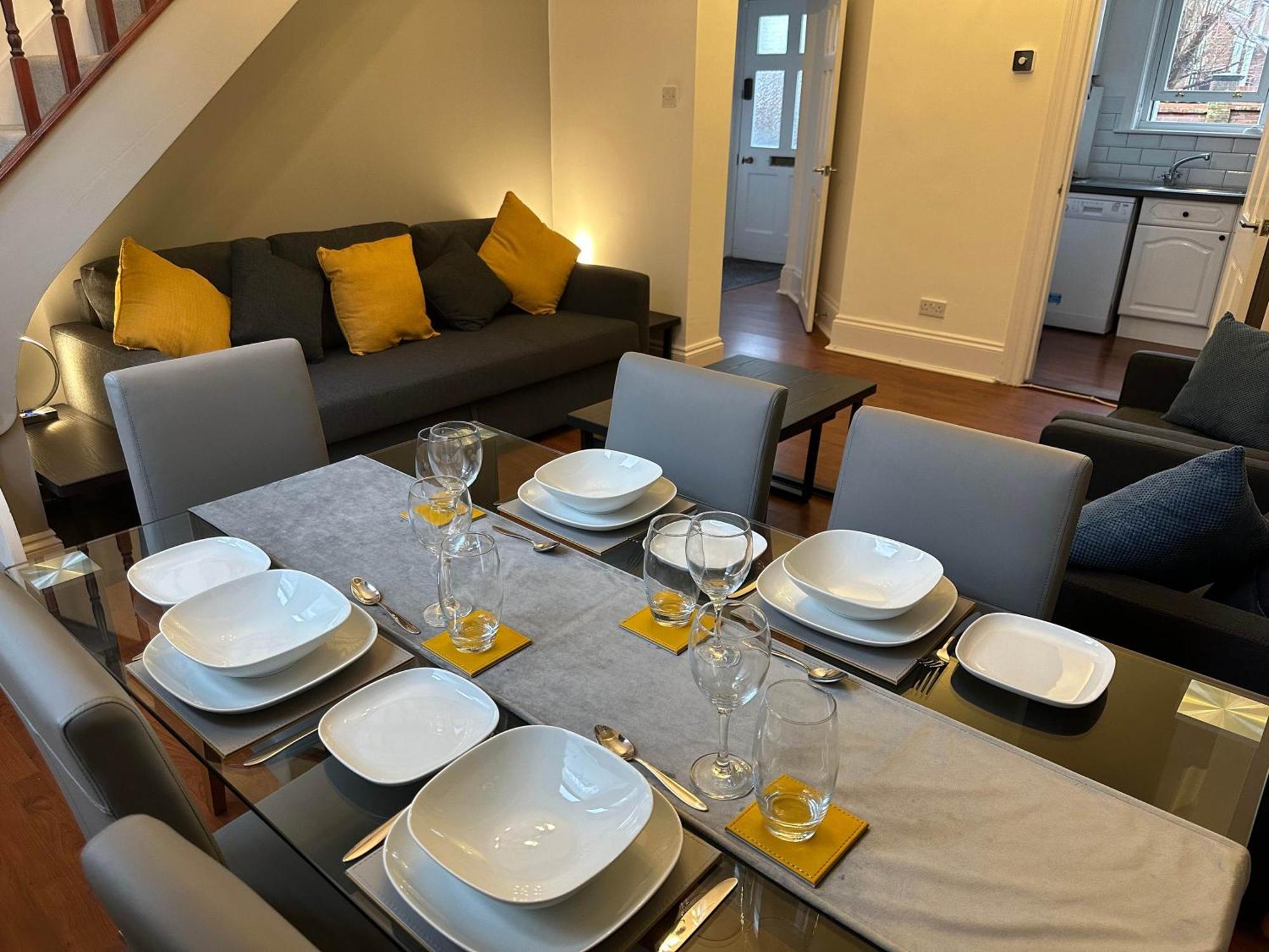 Hyde Brewery House - 2 Bedroom House With Parking Winchester Ngoại thất bức ảnh